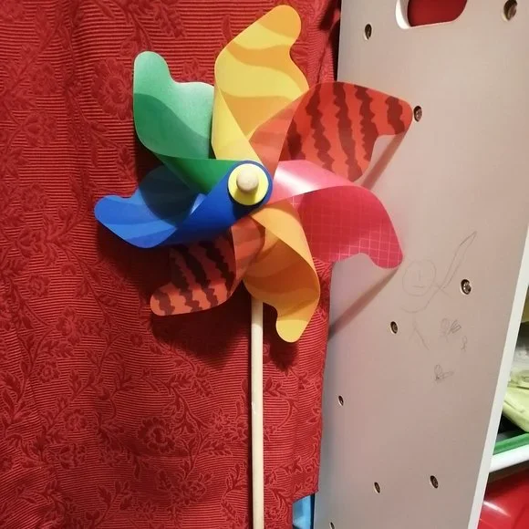 Large pinwheel - Picture 1 of 1